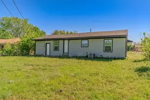 1704 Langford St, Greenville, TX 75401 - Photo 38