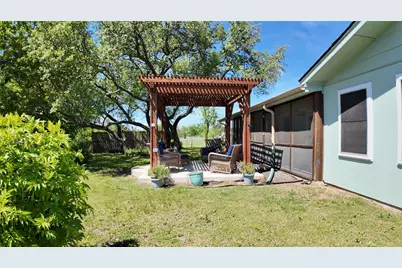 1301 N Reilley Street N, Goldthwaite, TX 76844 - Photo 14
