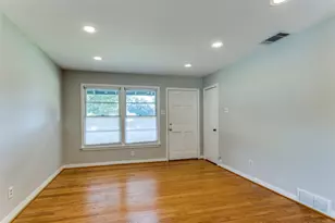 10527 Solta Dr, Dallas, TX 75218 - Photo 6