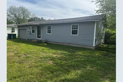 623 Grayson Street, Pottsboro, TX 75076 - Photo 2