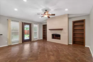 6816 Aimpoint Dr, Plano, TX 75023 - Photo 6