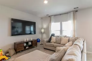 1905 Skylar Ln, Cleburne, TX 76033 - Photo 2