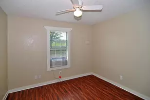 203 Love St, Weatherford, TX 76086 - Photo 4