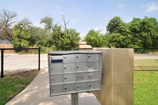 203 Love St, Weatherford, TX 76086 - Photo 16