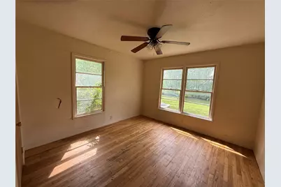 1602 SE 11th Avenue, Mineral Wells, TX 76067 - Photo 16
