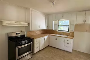 1602 SE 11th Ave, Mineral Wells, TX 76067 - Photo 6