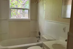 1602 SE 11th Ave, Mineral Wells, TX 76067 - Photo 14