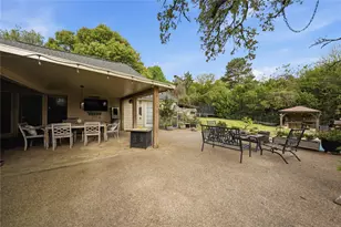 603 Country Club Cir, Athens, TX 75751 - Photo 22
