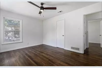 1529 E King Street, Sherman, TX 75090 - Photo 8