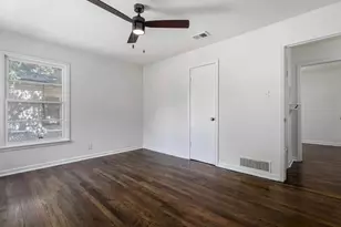 1529 E King St, Sherman, TX 75090 - Photo 8