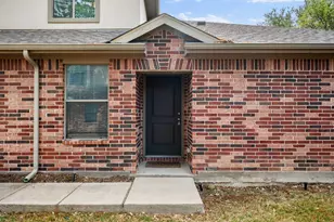 1013 Lucy Ln, Allen, TX 75013 - Photo 4