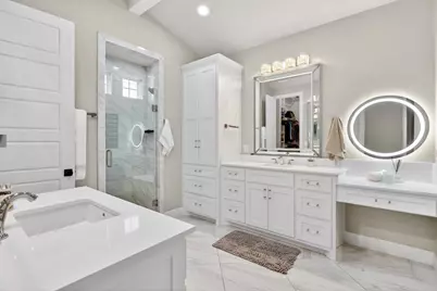 4004 Legend Trail, Granbury, TX 76049 - Photo 20