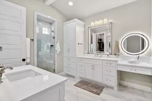 4004 Legend Trl, Granbury, TX 76049 - Photo 20