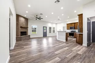 903 W Cardinal St, Ector, TX 75439 - Photo 4