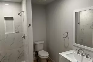 909 Jerry Mashek Dr, West, TX 76691 - Photo 4