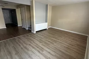 26 E Mountain Creek Dr, Grand Prairie, TX 75052 - Photo 2