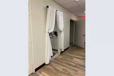 202 S Main Street, Cleburne, TX 76033 - Photo 16