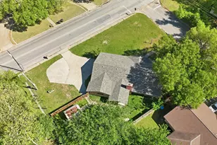 1119 W Westhill Dr, Cleburne, TX 76033 - Photo 36