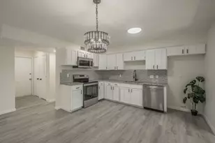 228 Blair Ln, Arlington, TX 76014 - Photo 8