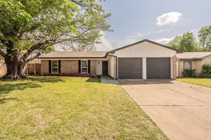 228 Blair Ln, Arlington, TX 76014 - Photo 1