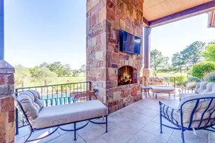 5600 Southern Hills Ct, Flower Mound, TX 75022 - Photo 32