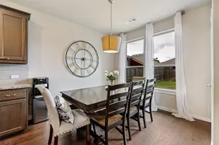 1820 Drover Creek Rd, Aubrey, TX 76227 - Photo 8