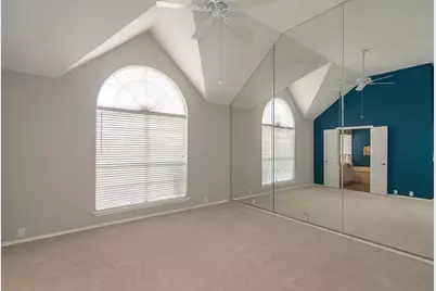 10212 Waters Drive, Irving, TX 75063 - Photo 14