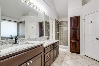 4500 Saddlebrook Drive, Carrollton, TX 75010 - Photo 18