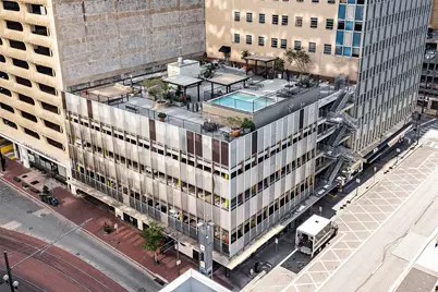 1505 Elm Street #1003, Dallas, TX 75201 - Photo 32