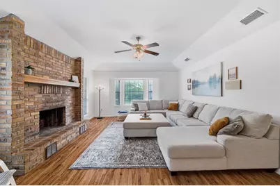 1132 Trinity Drive, Benbrook, TX 76126 - Photo 4