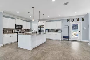 721 Rock Harbor Ct, Granbury, TX 76048 - Photo 14