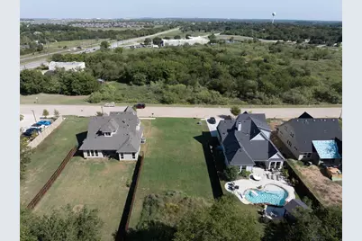 208 Village Way, Argyle, TX 76226 - Photo 8