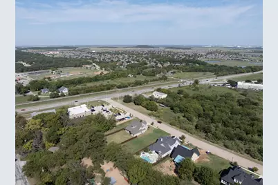 208 Village Way, Argyle, TX 76226 - Photo 10