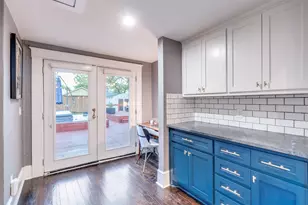 340 S Edgefield Ave, Dallas, TX 75208 - Photo 16