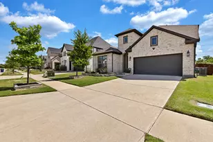 9694 Brackenfield Ln, Frisco, TX 75035 - Photo 2