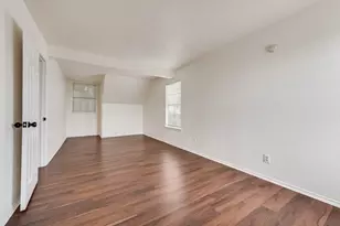 4028 O B Crowe Dr, Dallas, TX 75227 - Photo 16