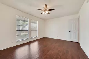 4028 O B Crowe Dr, Dallas, TX 75227 - Photo 18