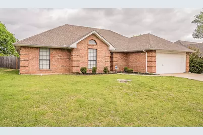 117 Downwood Drive, Burleson, TX 76028 - Photo 2