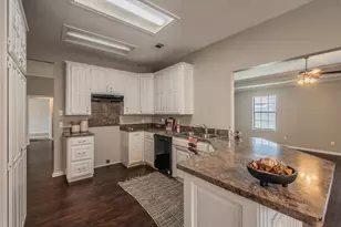 117 Downwood Dr, Burleson, TX 76028 - Photo 16