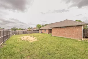 117 Downwood Dr, Burleson, TX 76028 - Photo 38