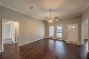 117 Downwood Dr, Burleson, TX 76028 - Photo 4