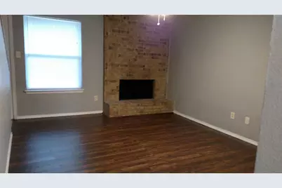 2017 Paisley Drive #D, Arlington, TX 76015 - Photo 4