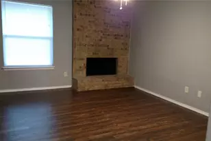 2017 Paisley Dr, Arlington, TX 76015 - Photo 4