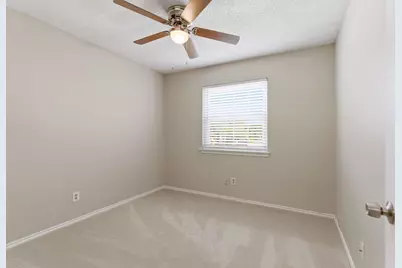 910 S Old Orchard Lane, Lewisville, TX 75067 - Photo 24