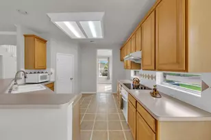 221 Woodlake Dr, Murphy, TX 75094 - Photo 10