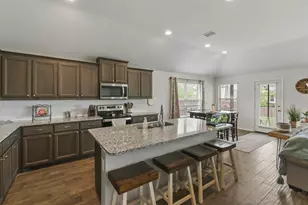 602 Rdg Vw Wy, Justin, TX 76247 - Photo 4