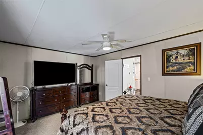 707 Sun Court, Granbury, TX 76049 - Photo 16