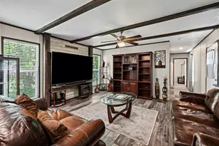 707 Sun Ct, Granbury, TX 76049 - Photo 8