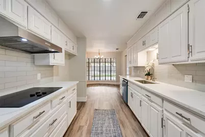 4801 Rock Ridge Court, Arlington, TX 76017 - Photo 8