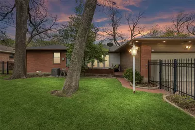 2133 Ebbtide Lane, Dallas, TX 75224 - Photo 32